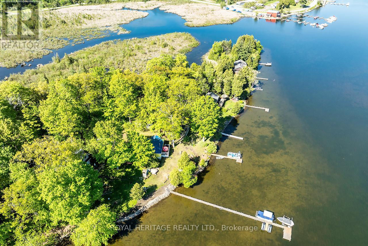 170 CHARLIE'S ISLAND - 31