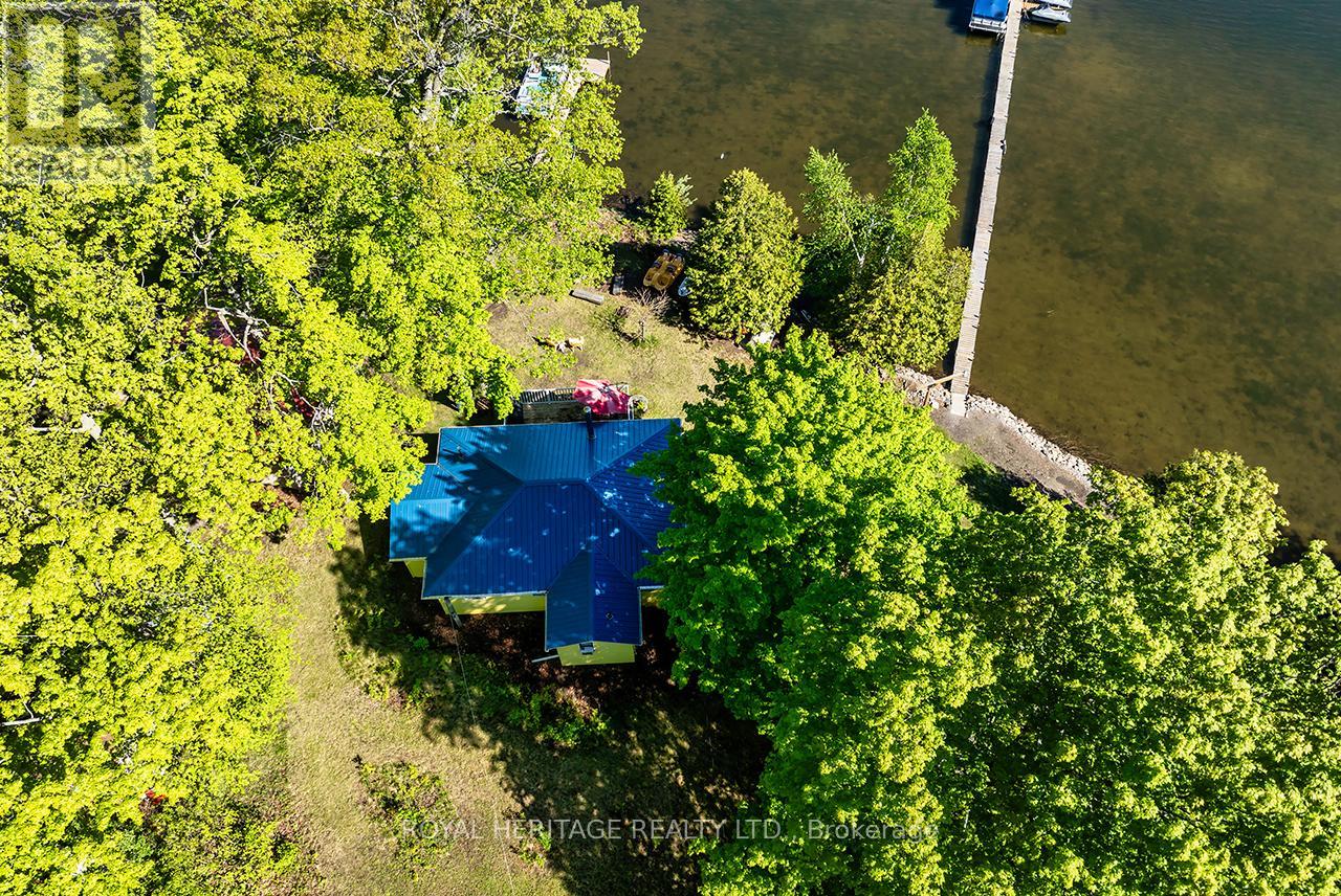 170 CHARLIE'S ISLAND - 34