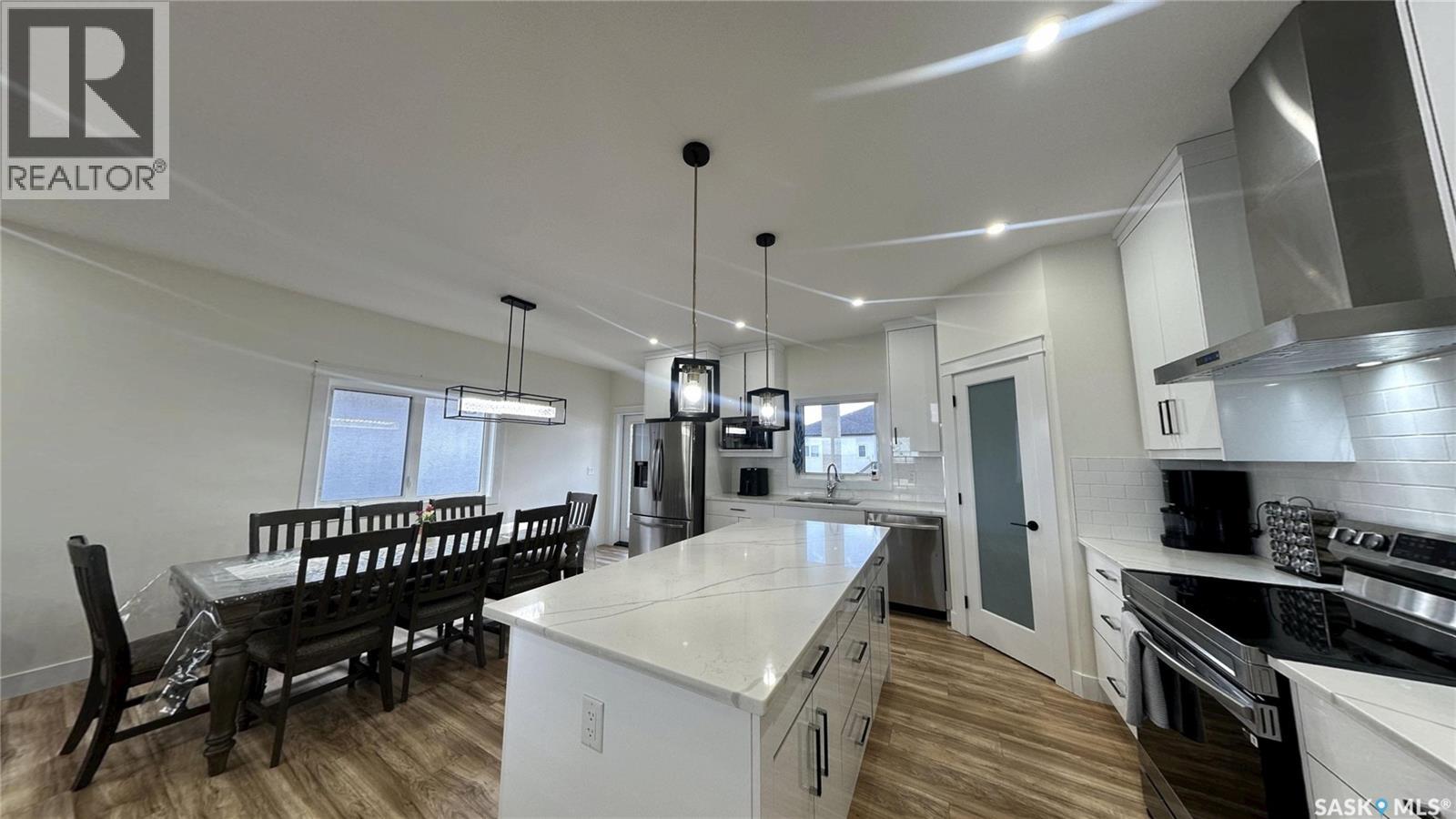 2535 Rosewood DRIVE - 12