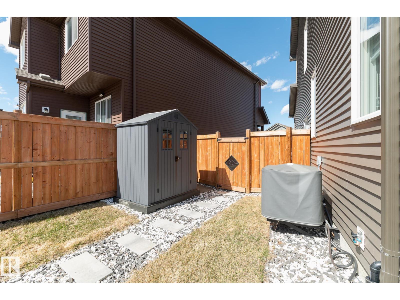 2126 GRAYDON HILL CR SW - 38