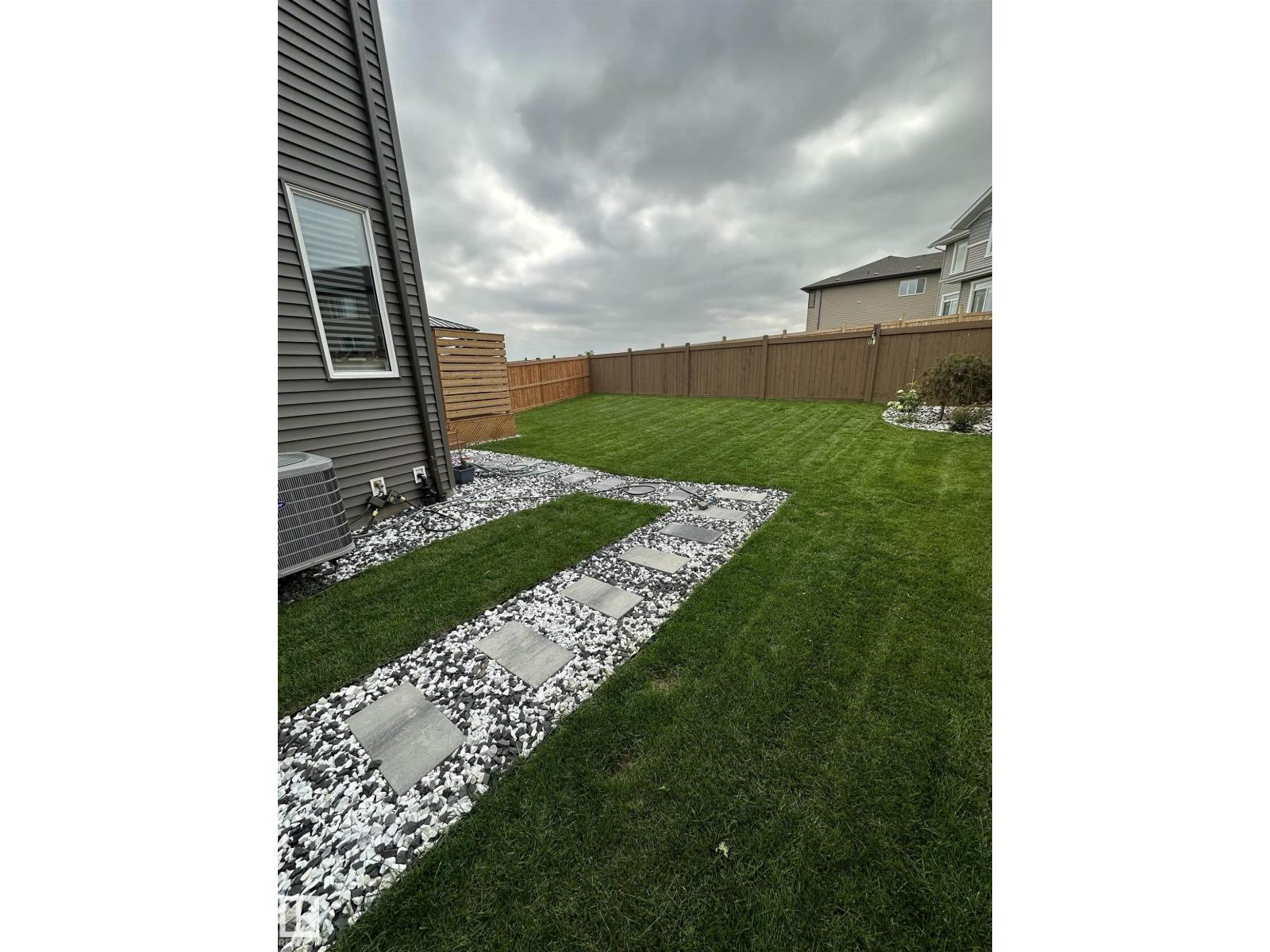 2126 GRAYDON HILL CR SW - 40