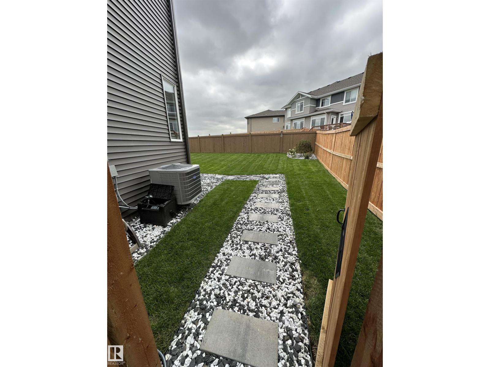 2126 GRAYDON HILL CR SW - 41