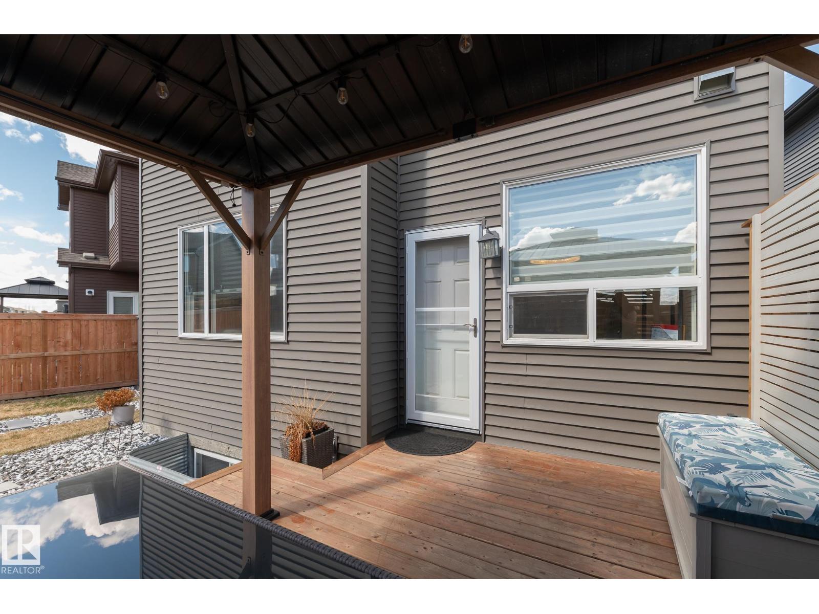 2126 GRAYDON HILL CR SW - 46