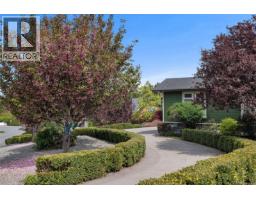 Patio - 2348 Coopers Hawk Rise, Mill Bay, BC V8H1H7 Photo 9
