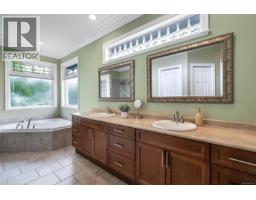 2348 Coopers Hawk Rise, Mill Bay, BC V8H1H7 Photo 35