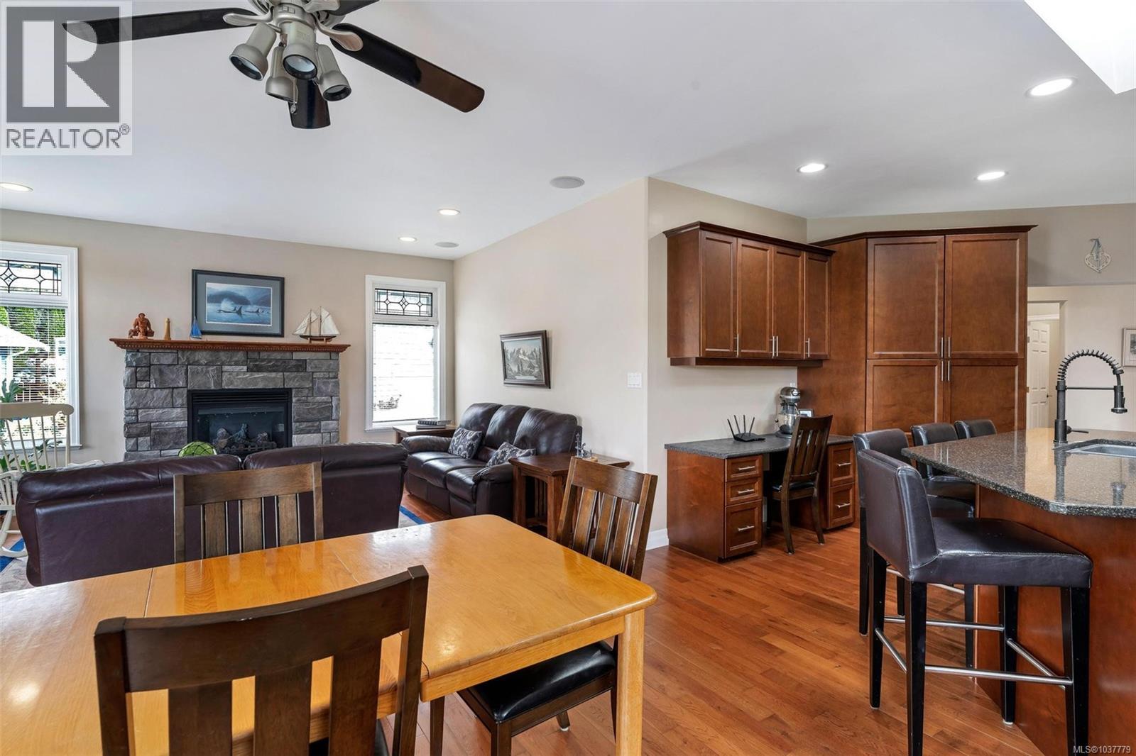 2348 Coopers Hawk Rise, Mill Bay