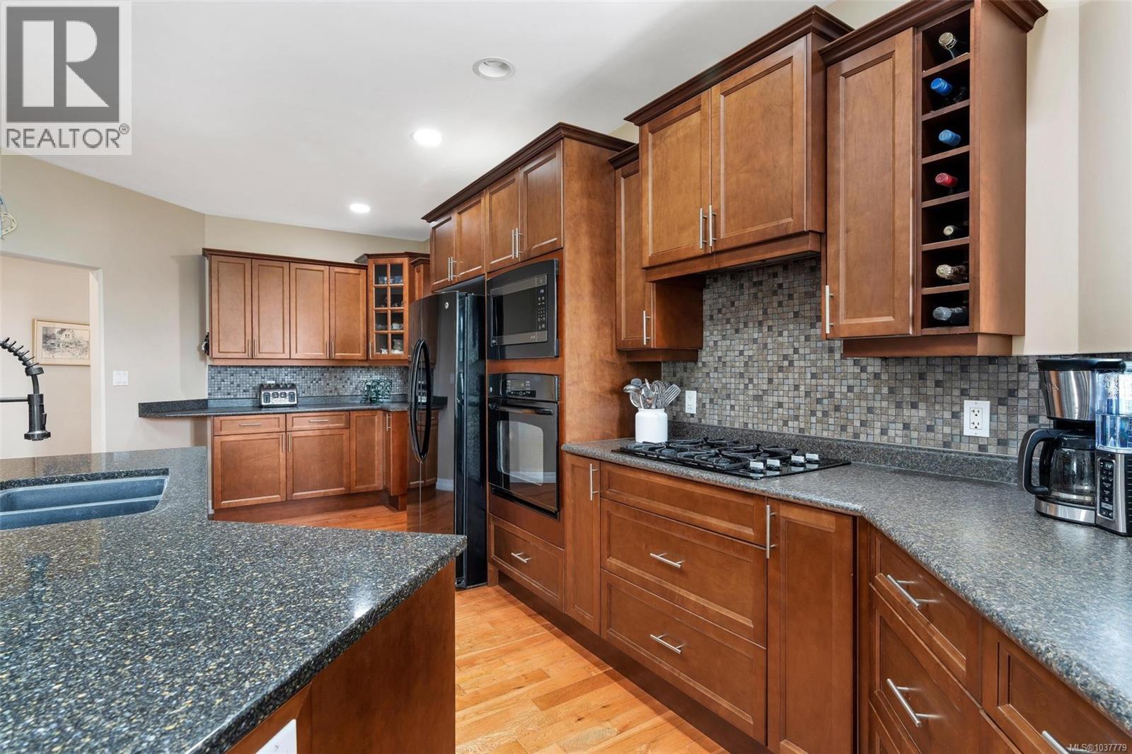 2348 Coopers Hawk Rise, Mill Bay
