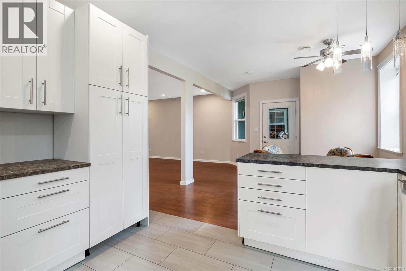 2348 Coopers Hawk Rise, Mill Bay