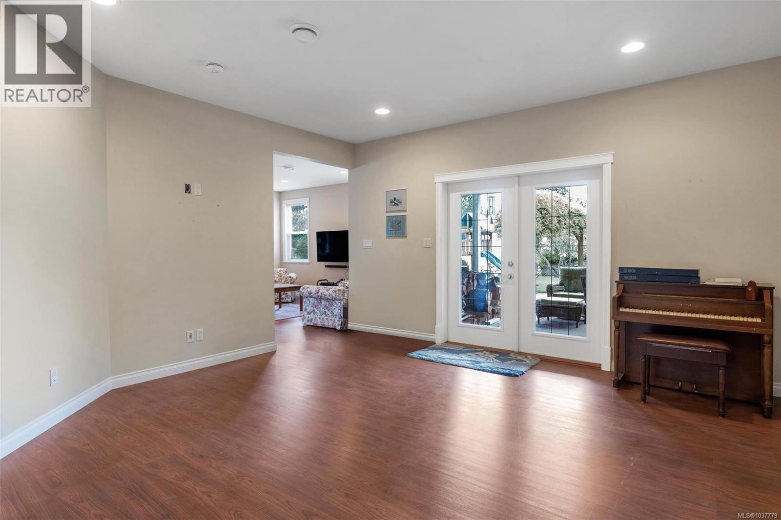 2348 Coopers Hawk Rise, Mill Bay