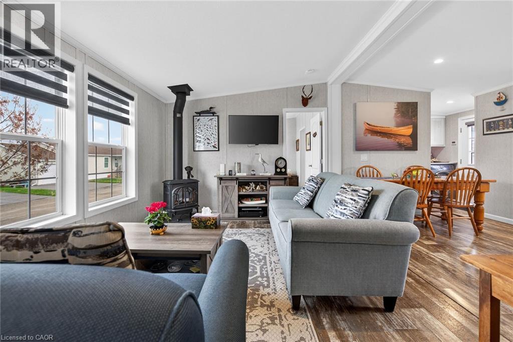19 SILVER ASPEN Drive - 3