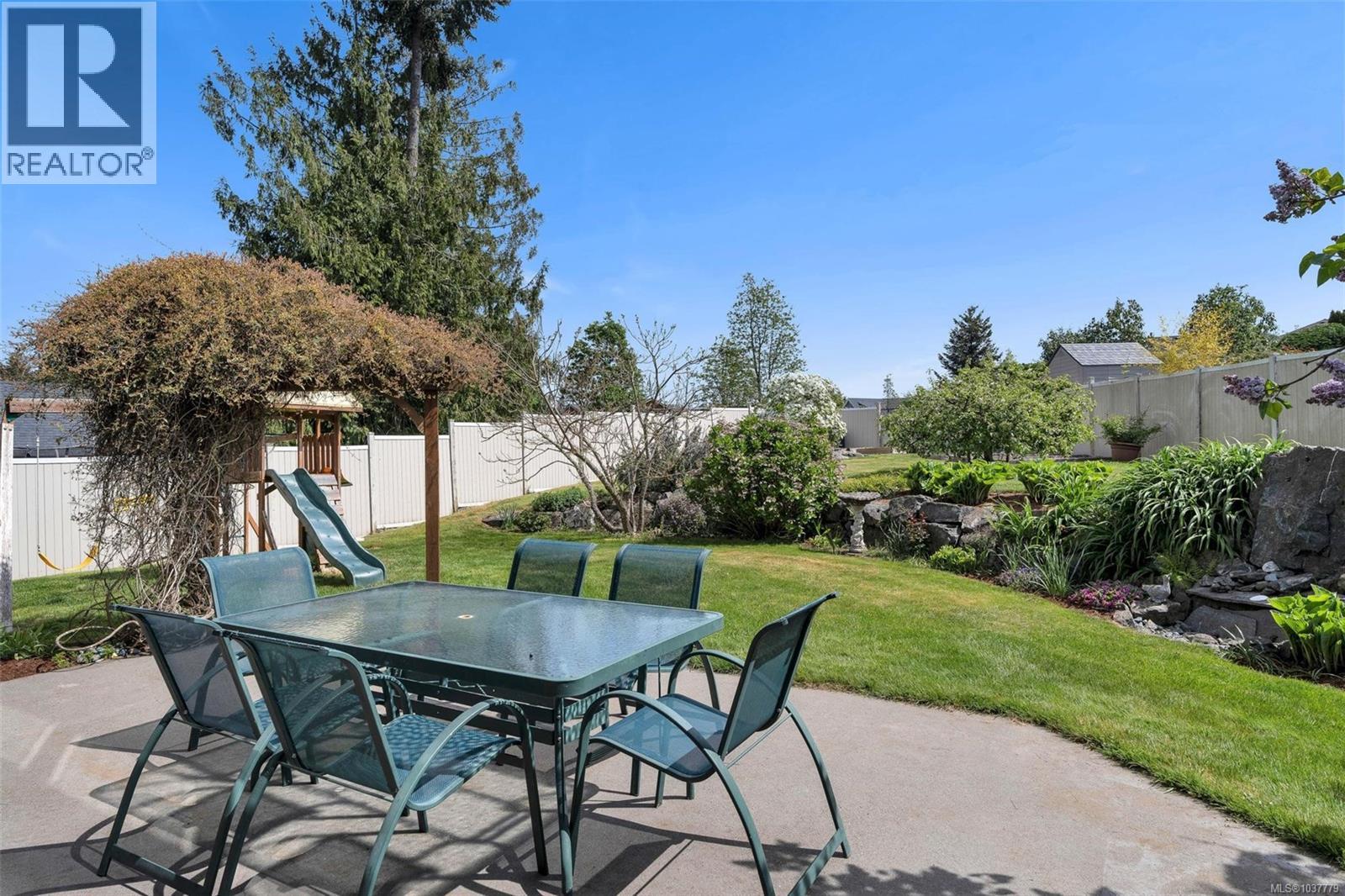 2348 Coopers Hawk Rise, Mill Bay