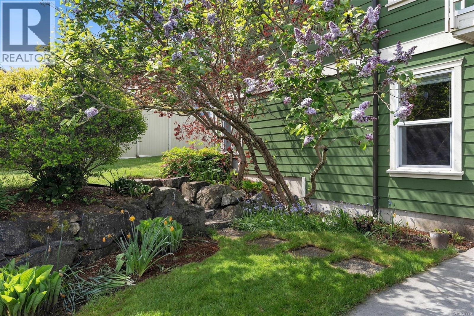 2348 Coopers Hawk Rise - 73