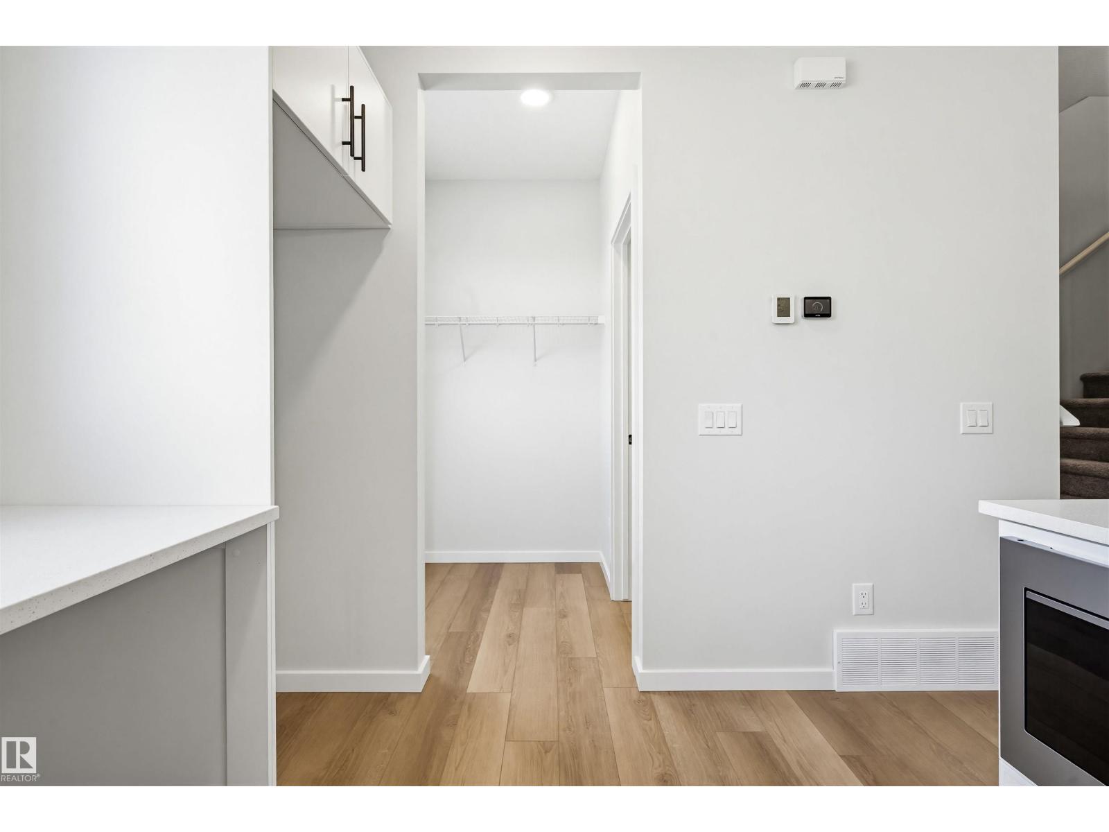 22429 83A Avenue NW - 14