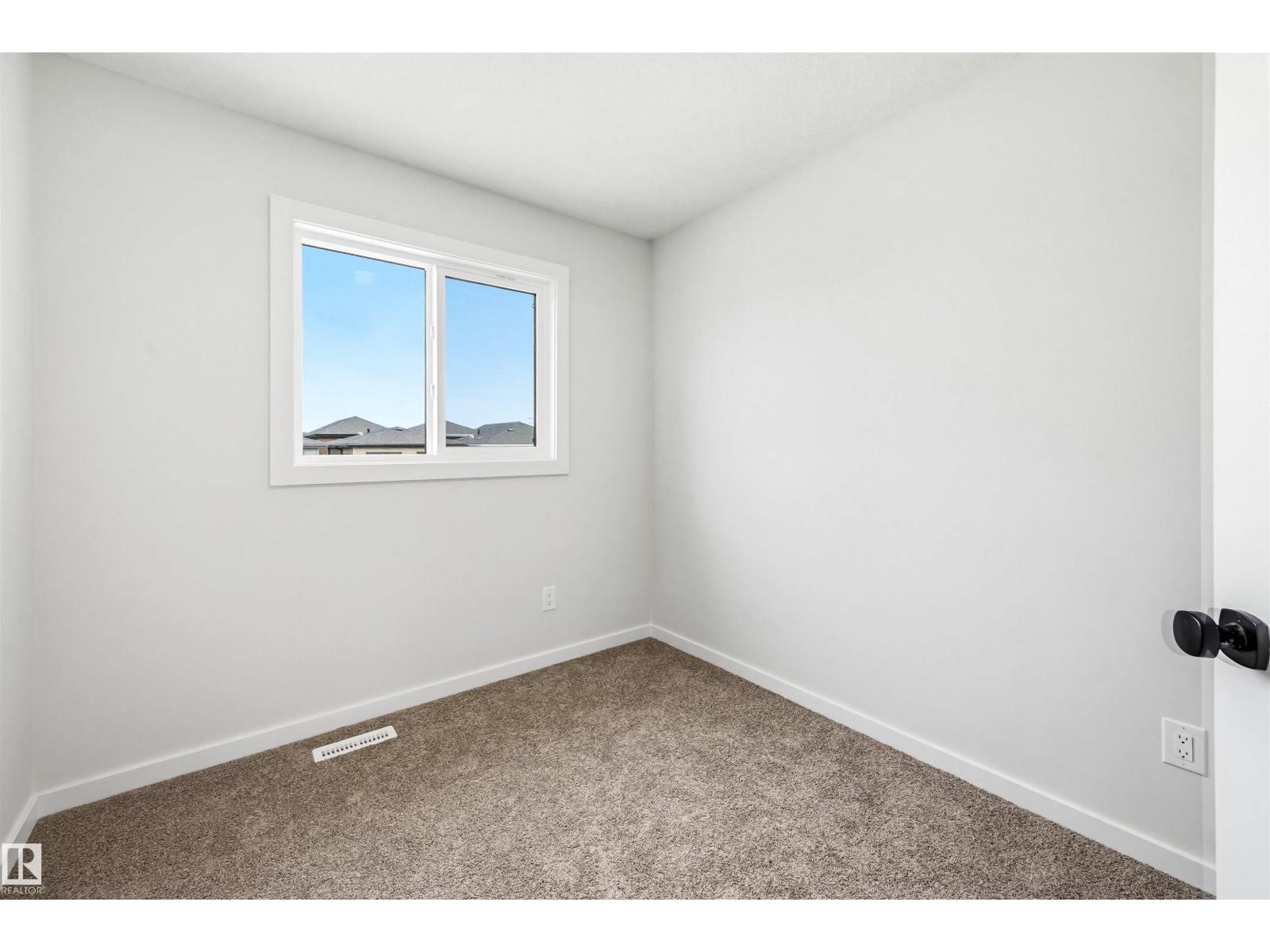 22429 83A Avenue NW - 26