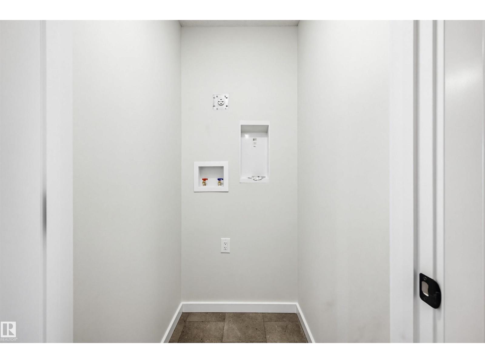 22429 83A Avenue NW - 29