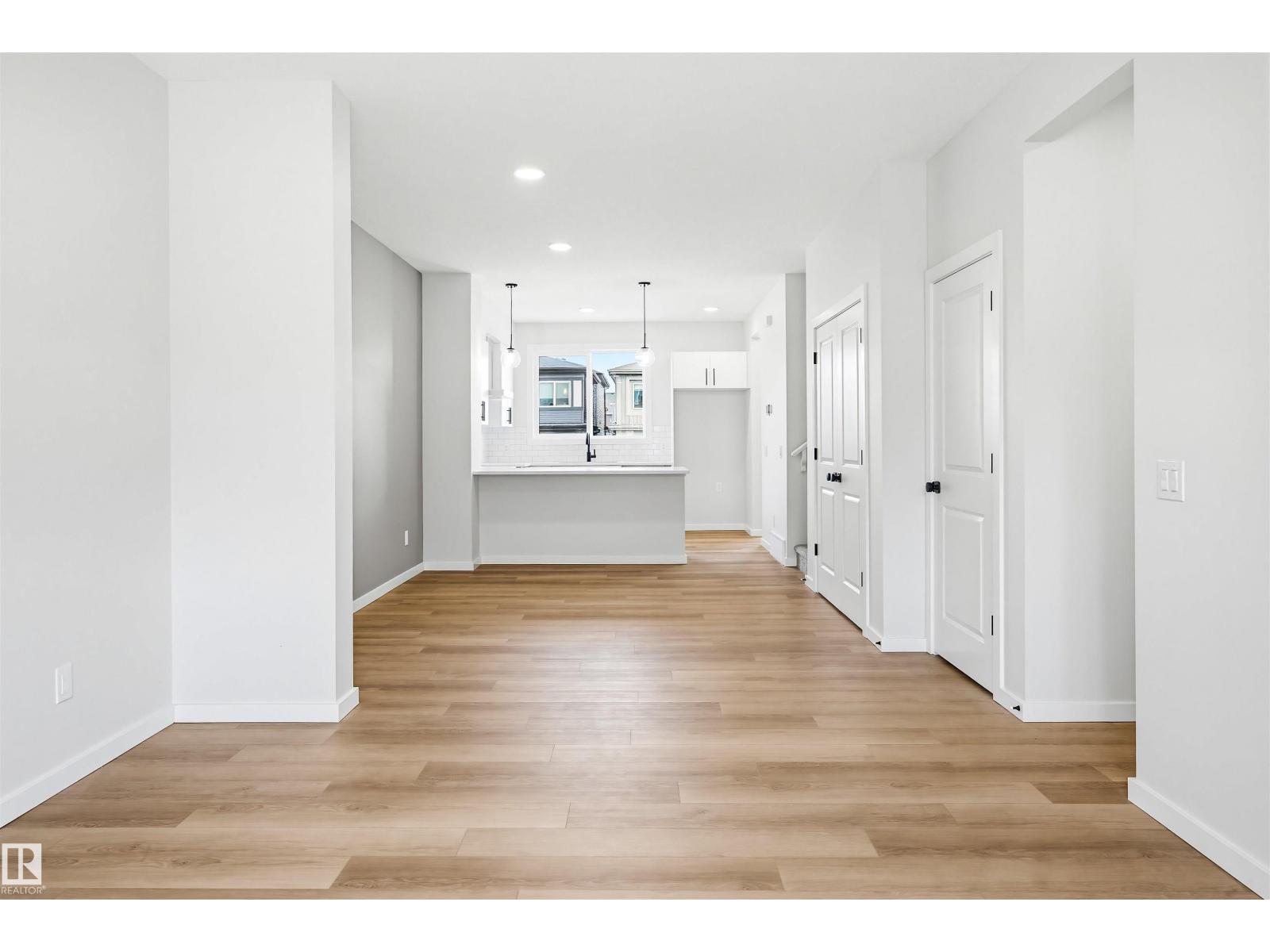 22429 83A Avenue NW - 5