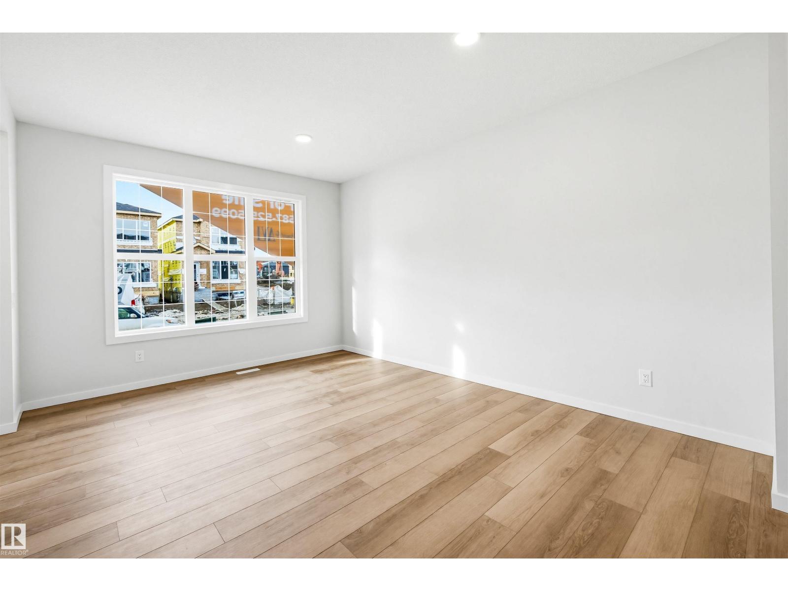 22429 83A Avenue NW - 7