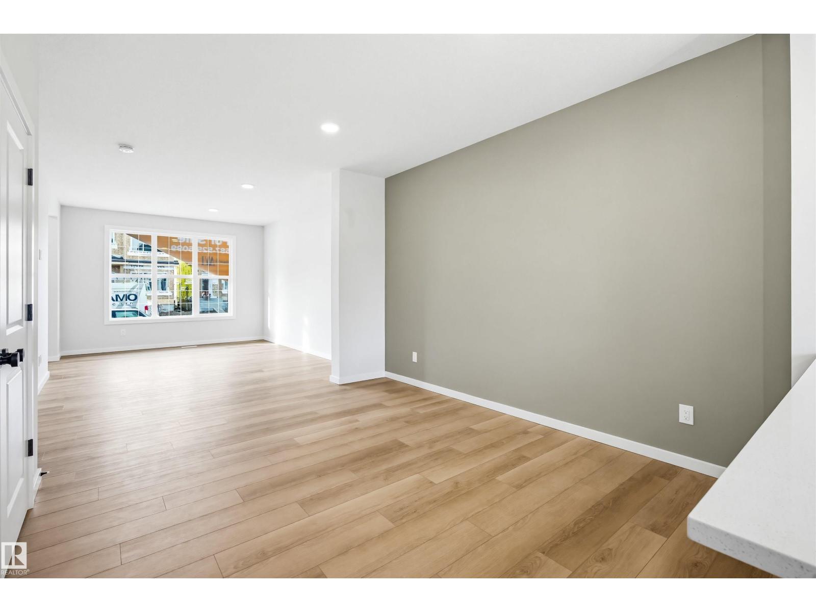 22429 83A Avenue NW - 9