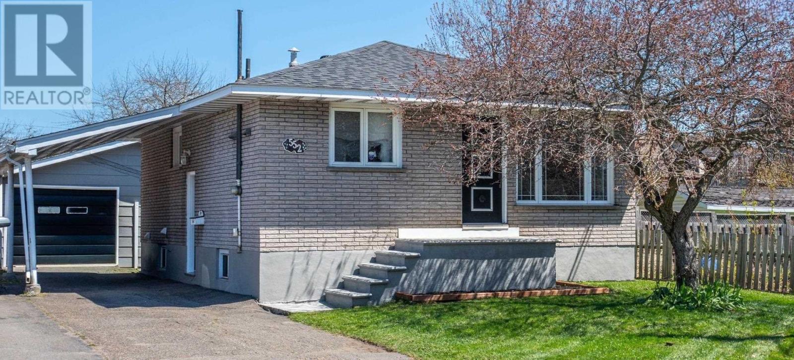 552 Sherbourne ST, Sault Ste. Marie, Ontario, P6C3X7 — Photo 2