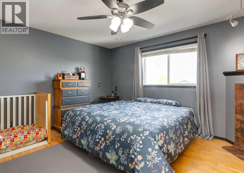244 Stonegate Close NW - 17