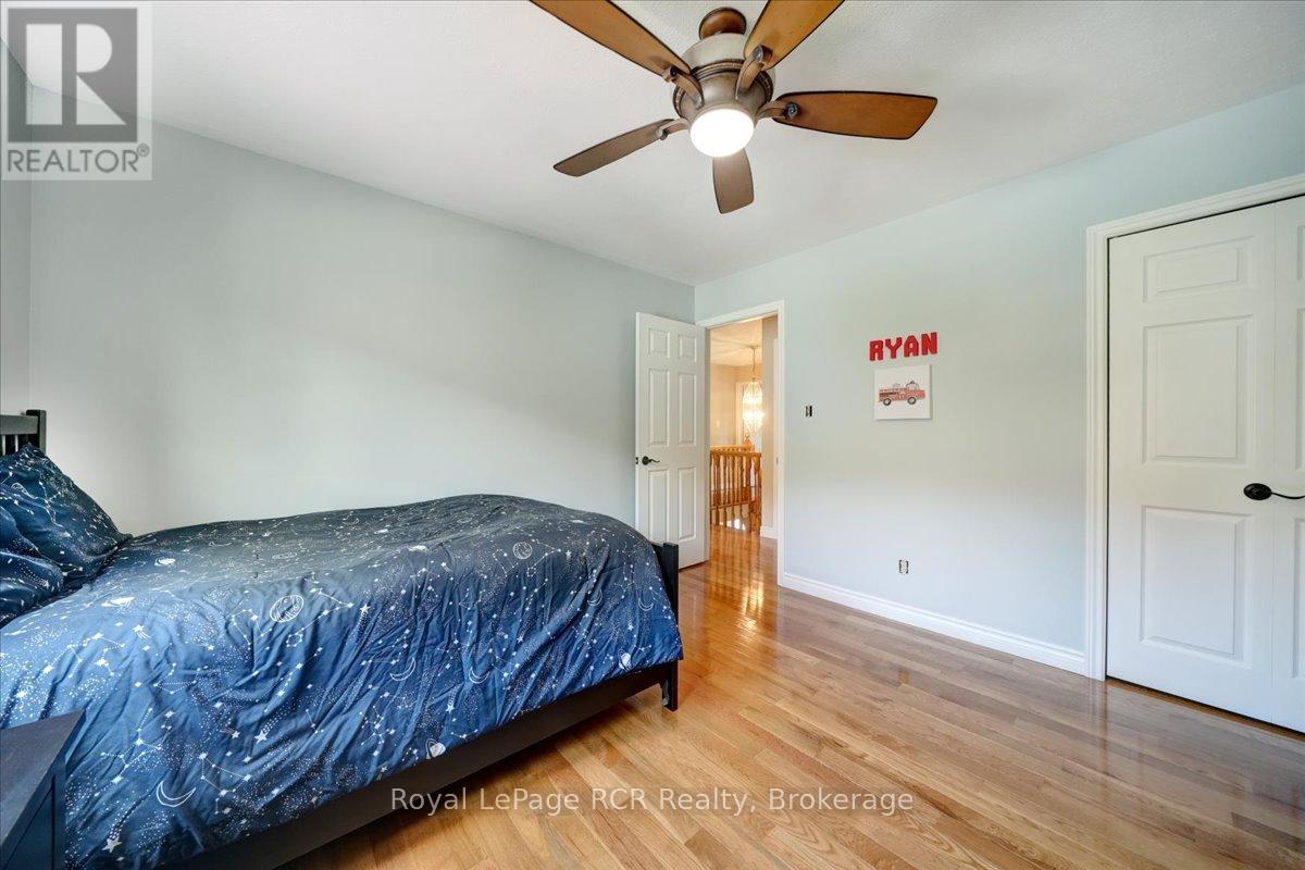 303 6TH AVENUE W - 27