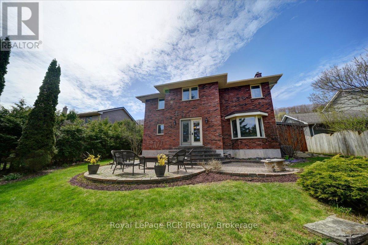 303 6TH AVENUE W - 46