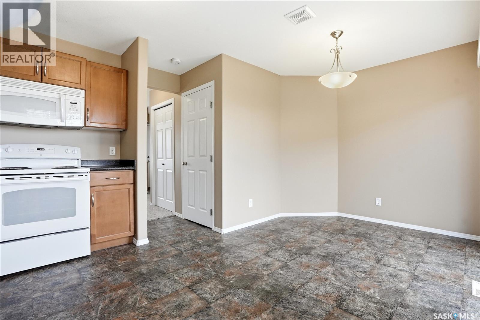 #23 300 MacCormack ROAD - 15