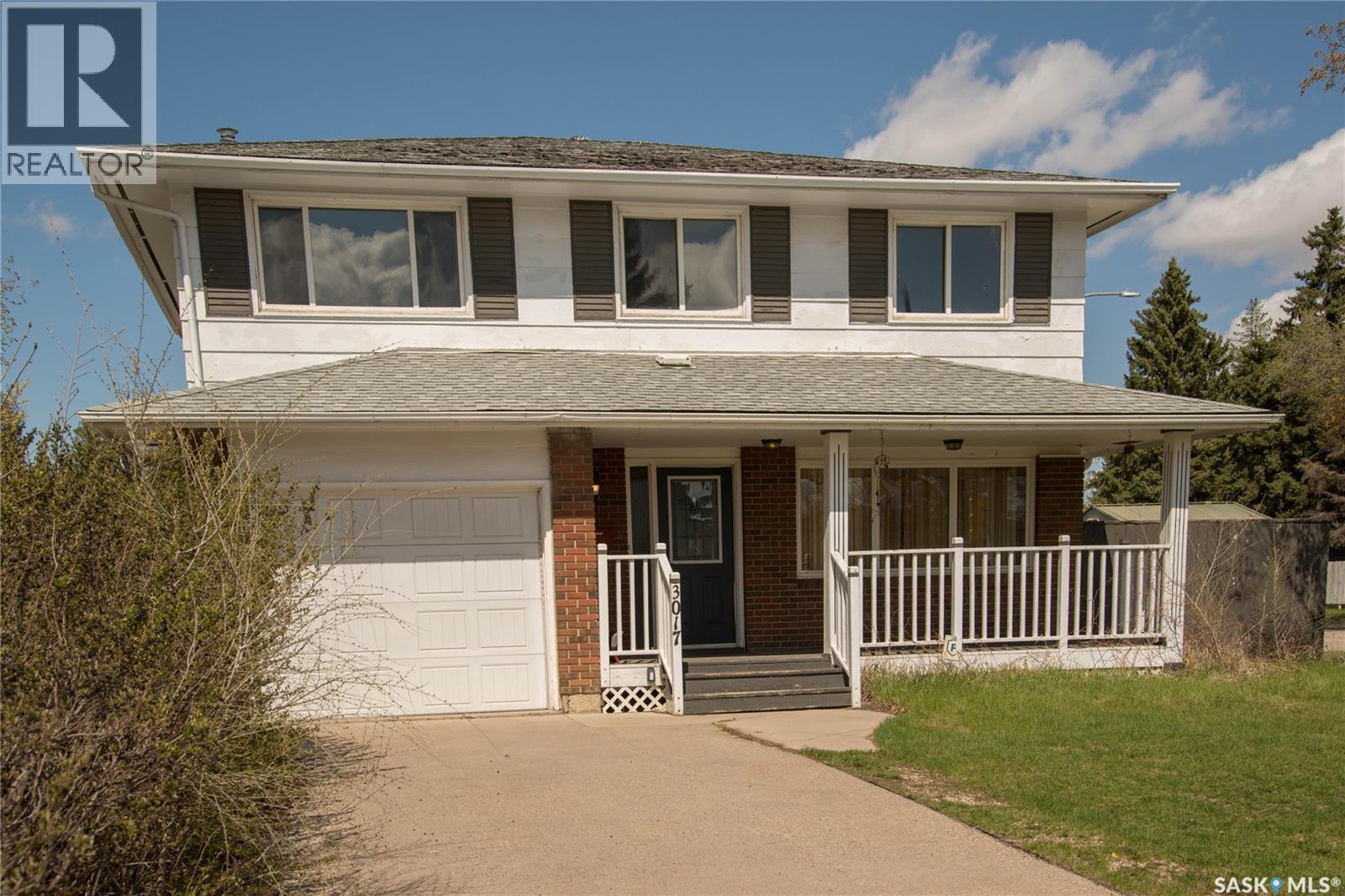 3017 Taylor STREET E - 24