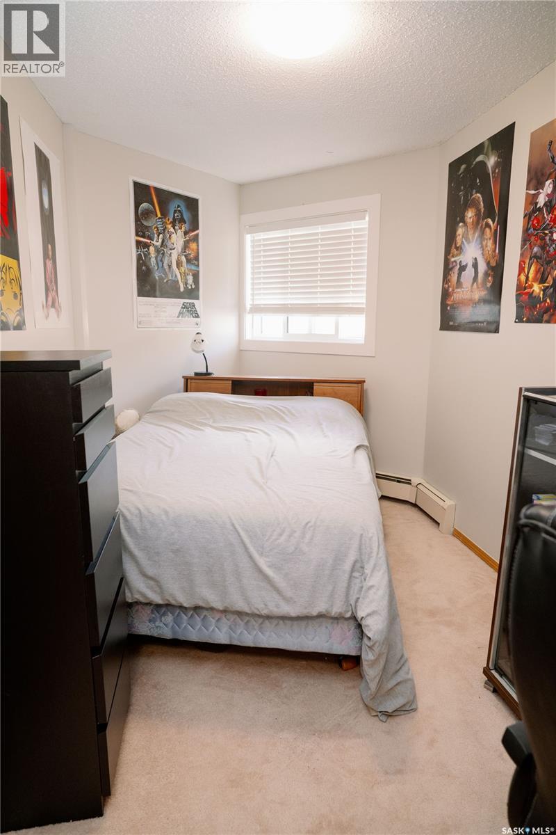 #205 921 Main STREET - 30