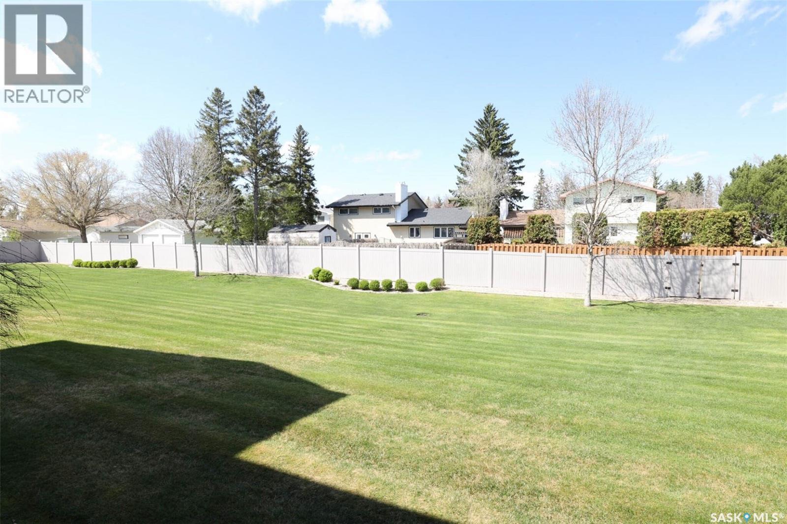 #103 4721 McTavish STREET - 24