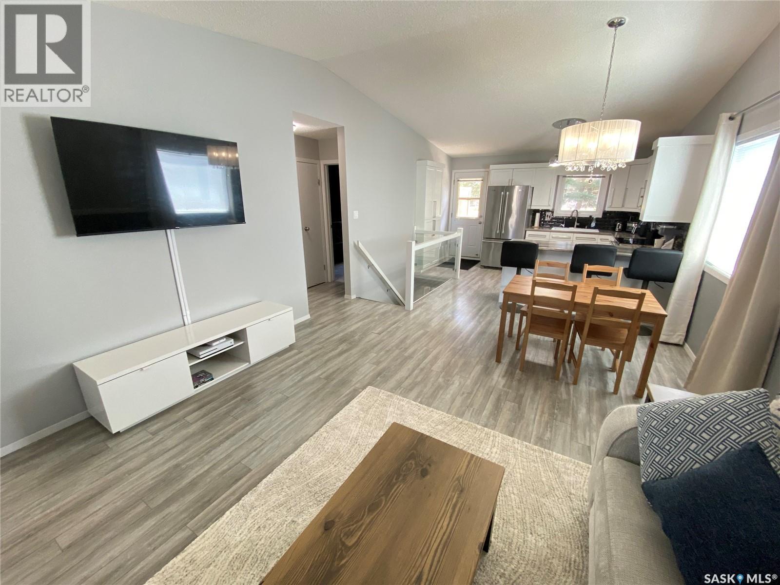 68 Fenson CRESCENT - 7