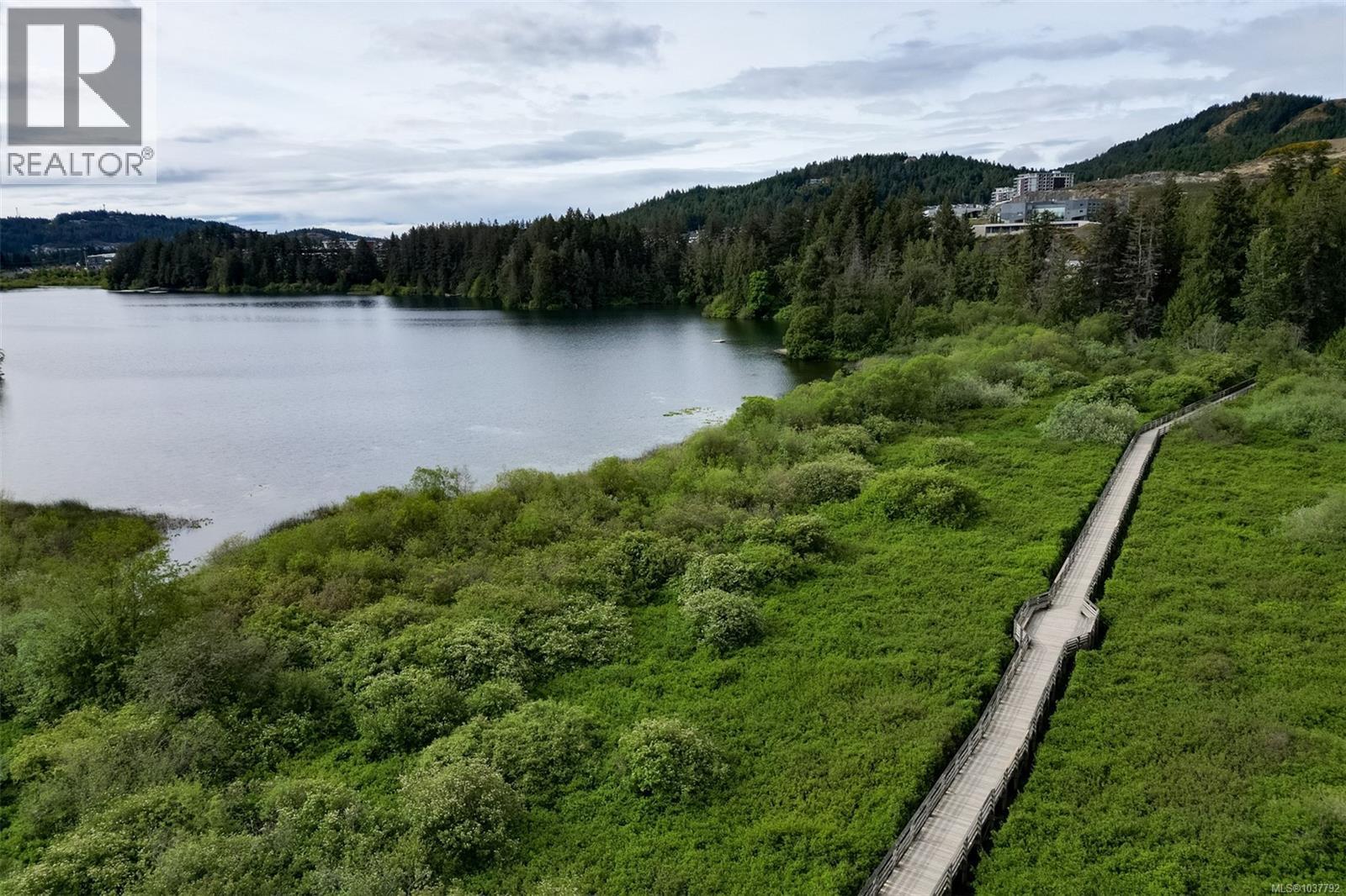 211 1361 Goldstream Ave, Langford