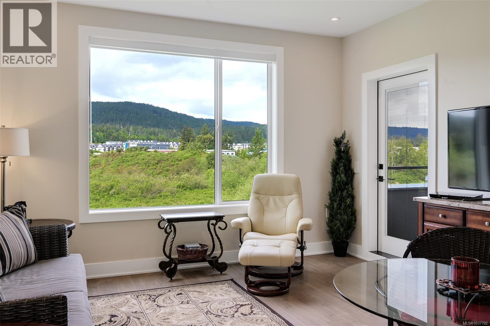 211 1361 Goldstream Ave, Langford
