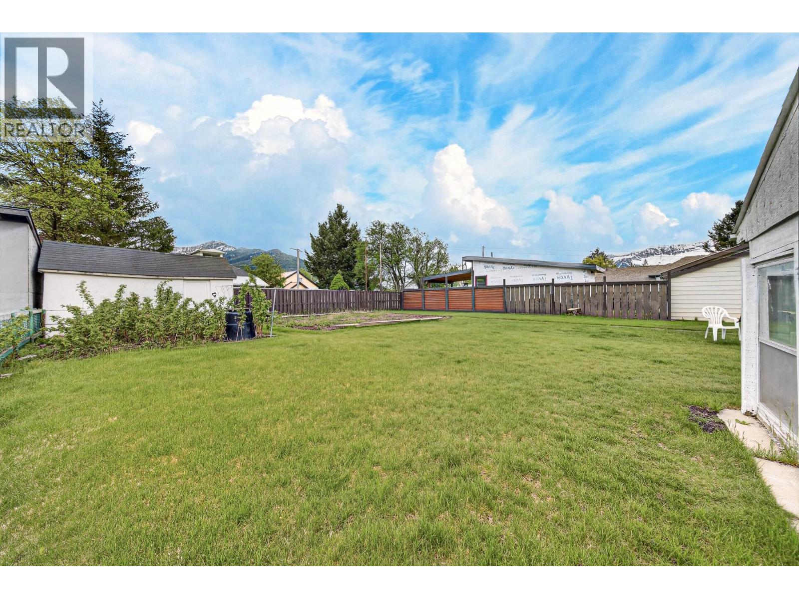 1162 5th Avenue, Fernie