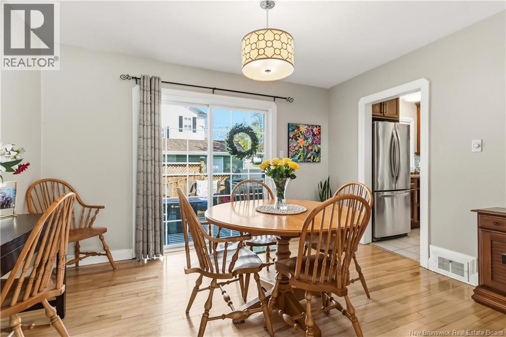 73 Burlington Avenue - 19
