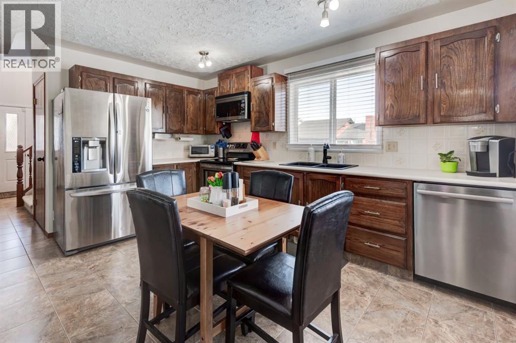 4 Cedargrove Way SW - 9