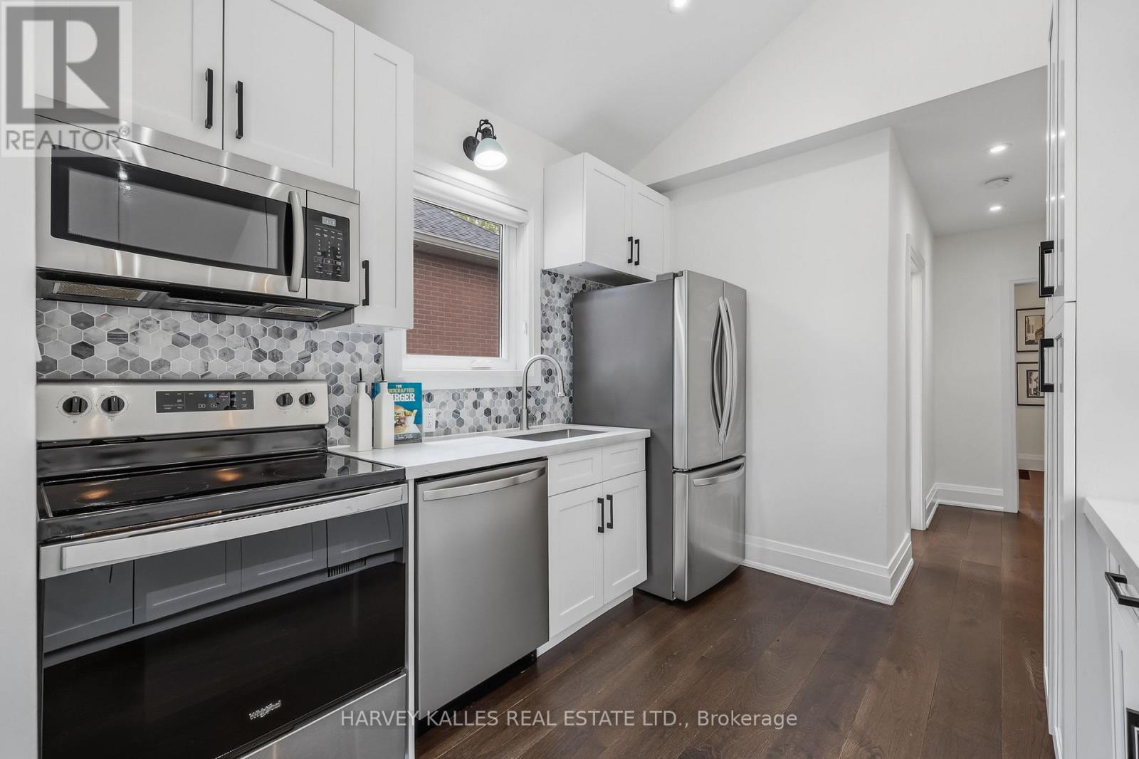 568 NORTHCLIFFE BOULEVARD - 13