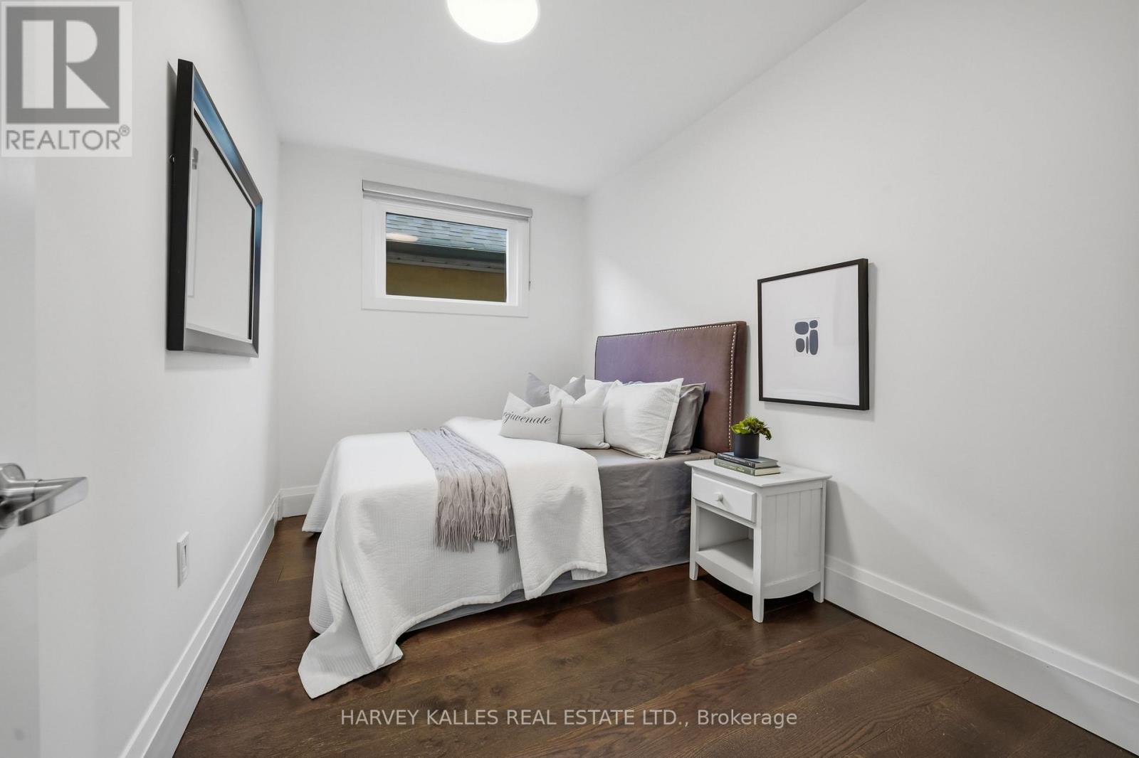 568 NORTHCLIFFE BOULEVARD - 23