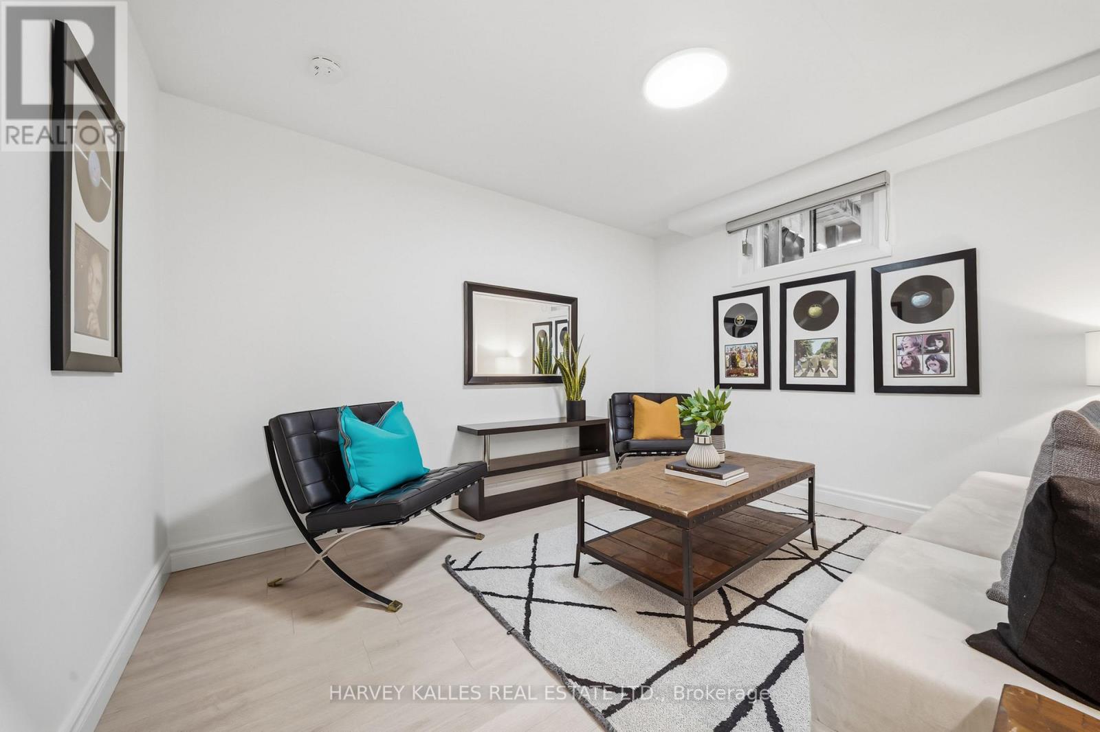 568 NORTHCLIFFE BOULEVARD - 27