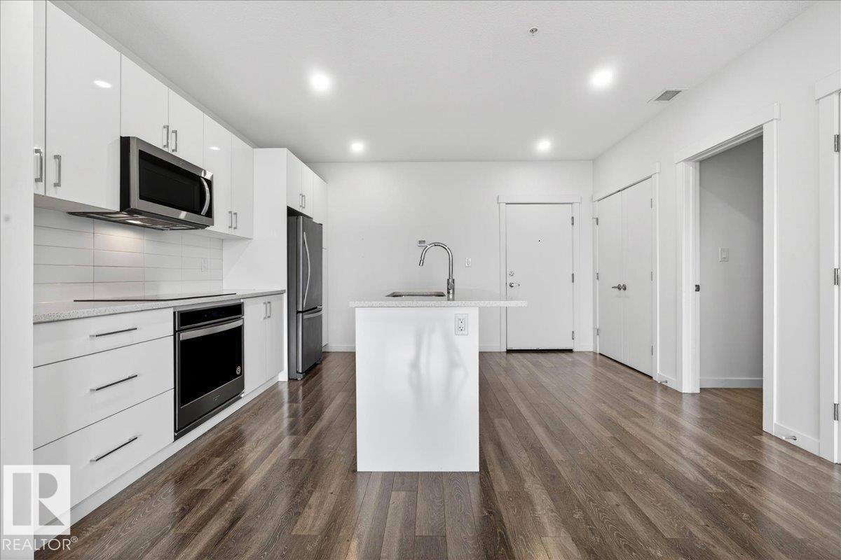 #409 11503 76 AV NW - 19