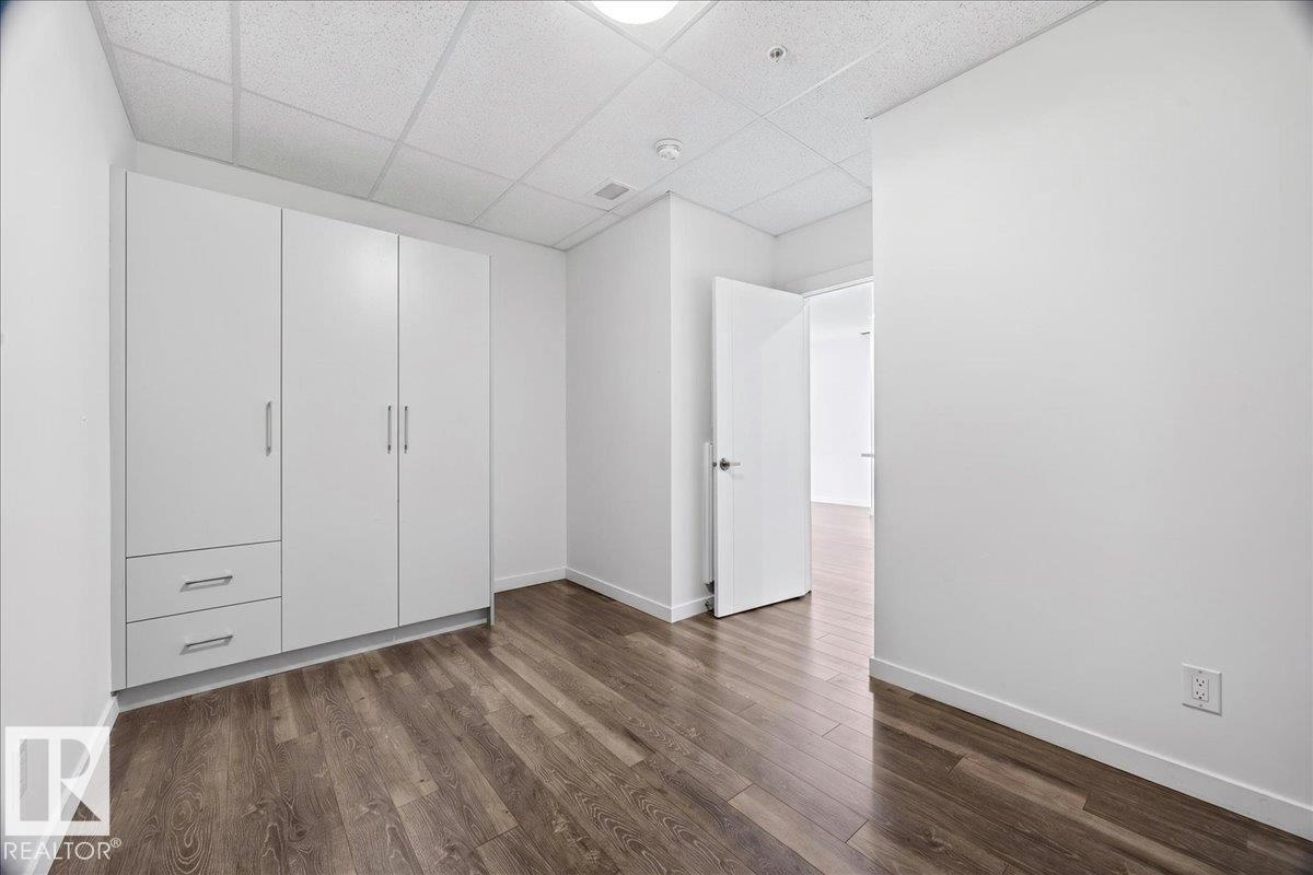 #409 11503 76 AV NW - 31