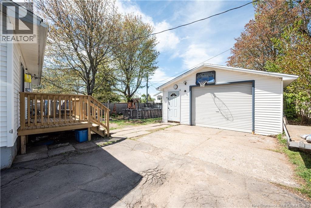 273 Buckingham Avenue - 40