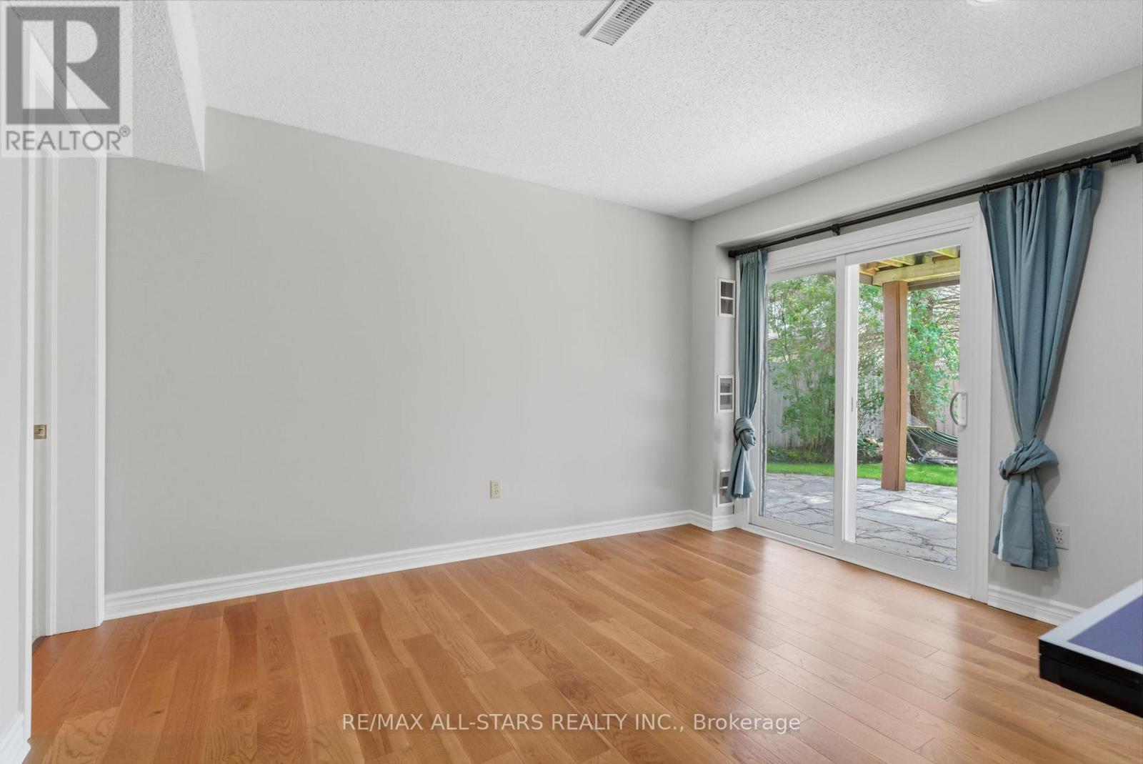 28 TESTA ROAD - 42