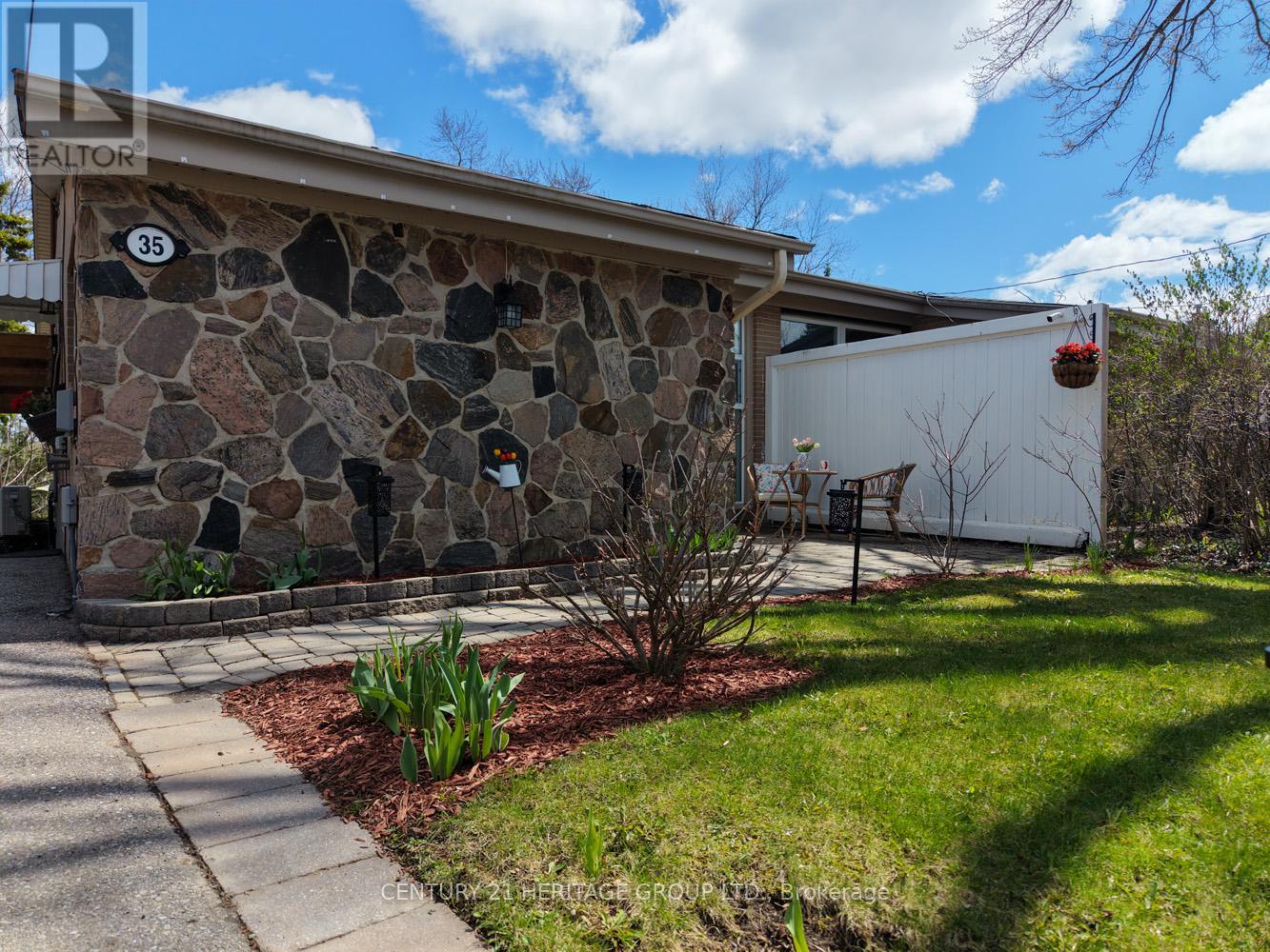 35 JASPER DRIVE - 6