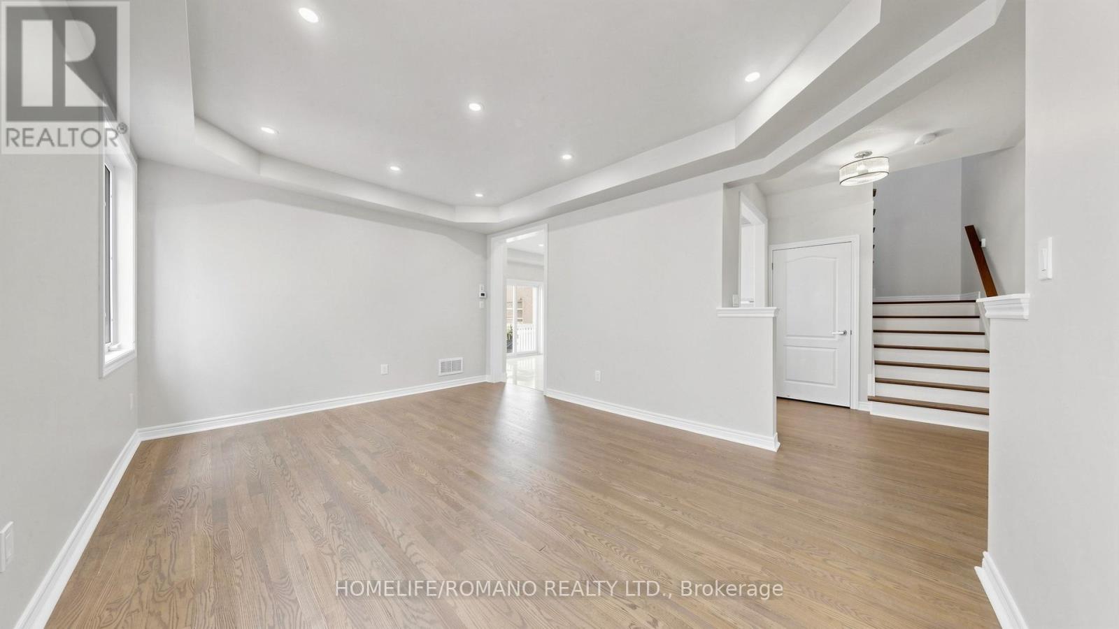 516 WOODSPRING AVENUE - 11