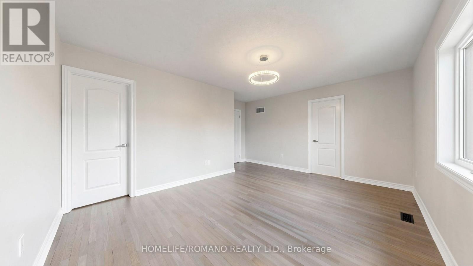 516 WOODSPRING AVENUE - 30