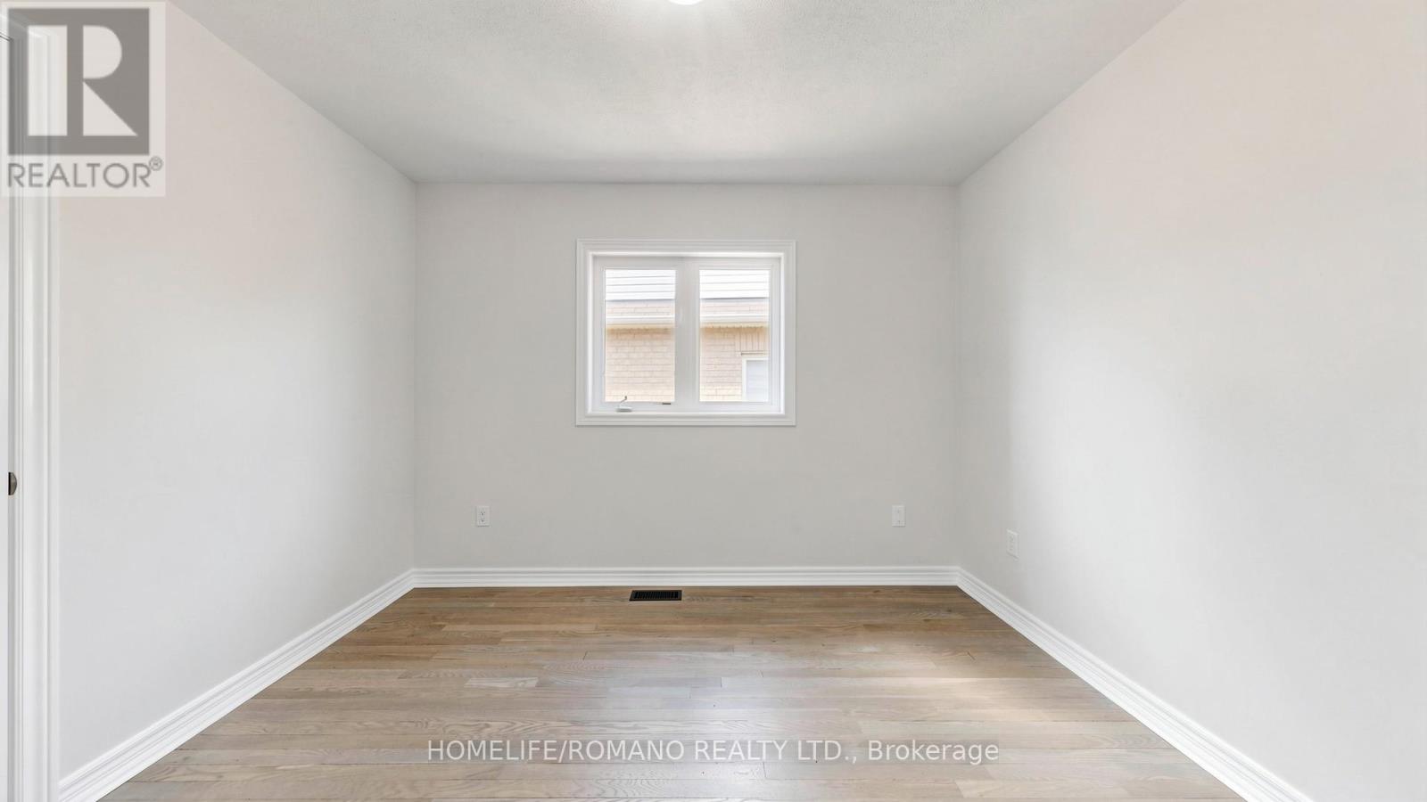 516 WOODSPRING AVENUE - 35