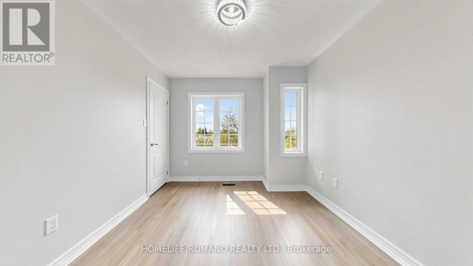516 WOODSPRING AVENUE - 40