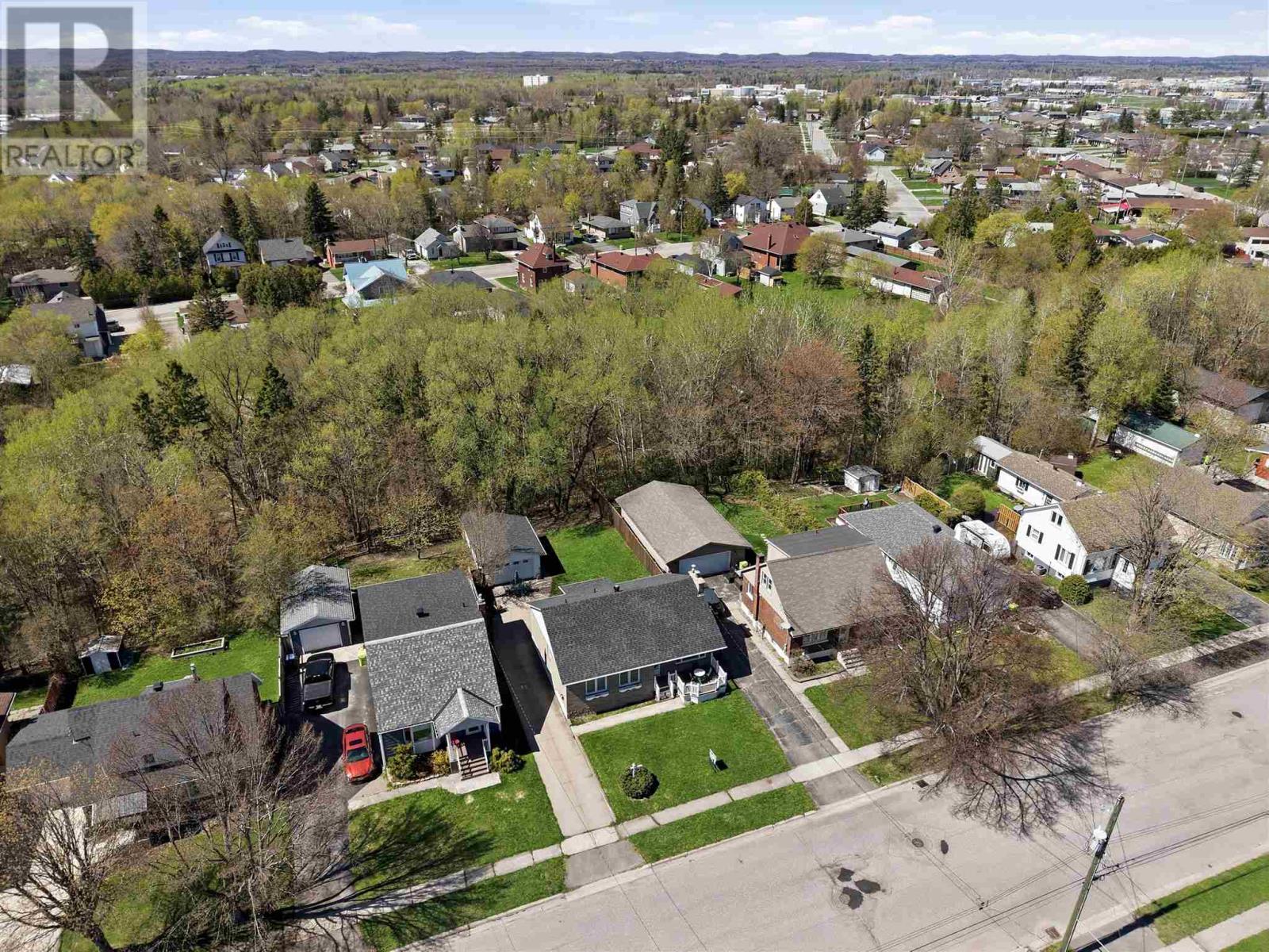 45 Grandview AVE, Sault Ste. Marie, Ontario, P6B3V7 — Photo 13