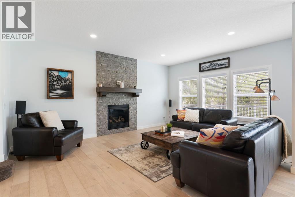 99 Ridge View Close, Cochrane